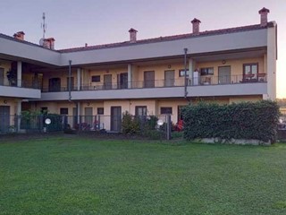 Quadrilocale in Vendita a Villanterio, 97'500&euro;, 257 m², con Box