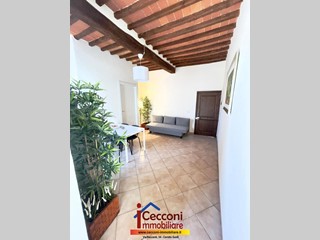 Trilocale in Vendita a Fucecchio, 99'000&euro;, 70 m², arredato
