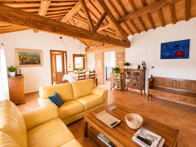 Quadrilocale in Affitto a Ferrara, 750&euro;, 89 m²
