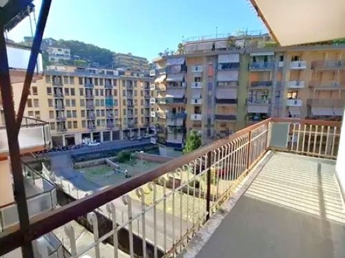 Appartamento in Vendita a Rapallo, zona FUNIVIA, 178'000&euro;, 95 m²