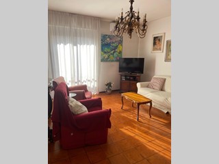 Appartamento in Vendita a Carrara, 180'000&euro;, 120 m²