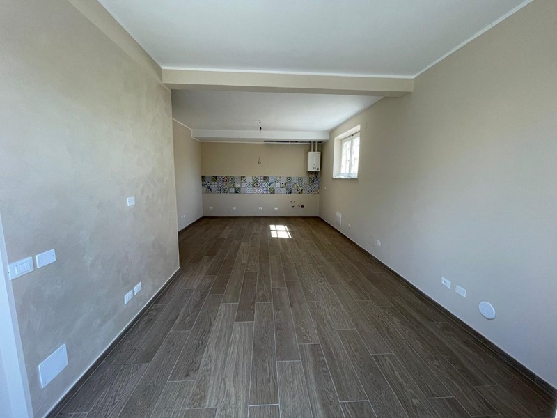 Bilocale in Vendita a Cascina, zona Marciana, 130'000&euro;, 50 m², arredato
