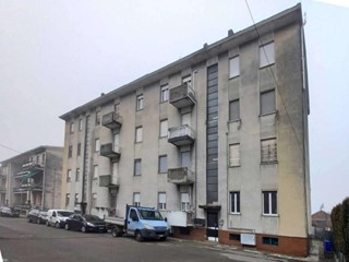 Quadrilocale in Vendita a Mede, 25'312&euro;, 92 m², con Box