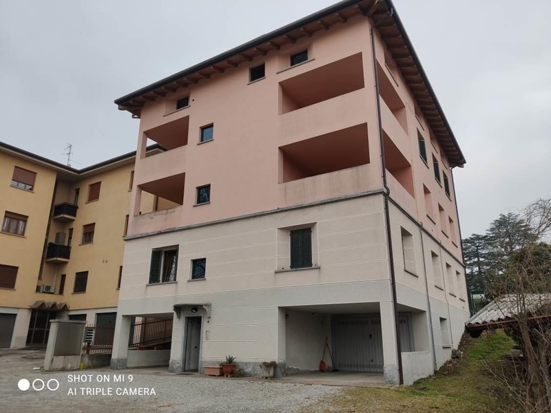 Trilocale in Vendita a Merone, 23'250&euro;, 74 m²