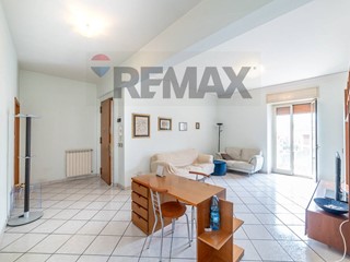 Quadrilocale in Vendita a Catania, 125'000&euro;, 107 m²