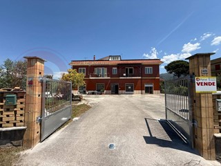 Appartamento in Vendita a Roccasecca, 95'000&euro;, 120 m²