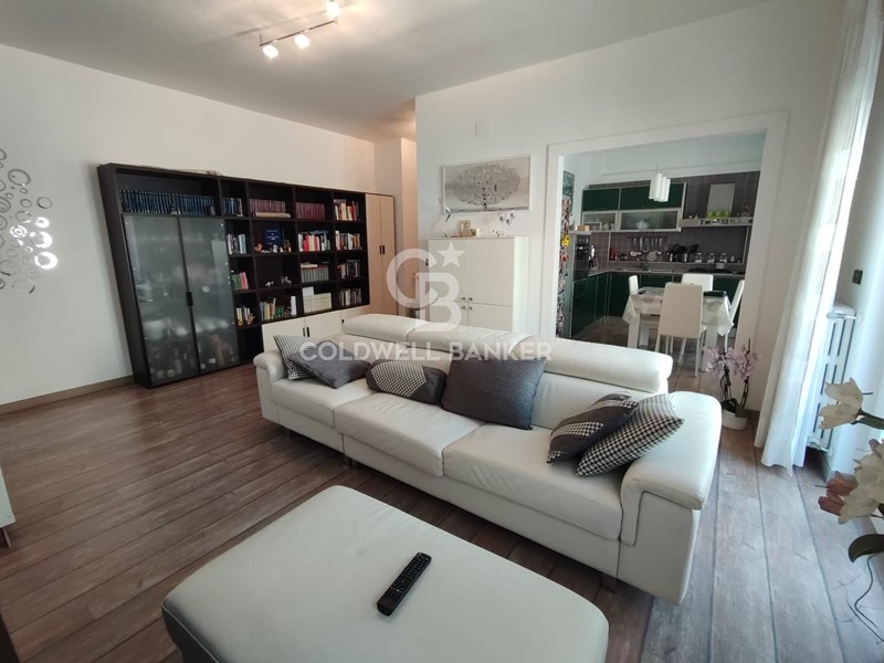 Trilocale in Vendita a Brindisi, 128'000&euro;, 99 m²