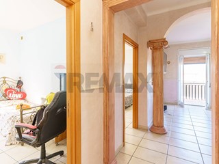 Quadrilocale in Vendita a Catania, 100'000&euro;, 90 m²