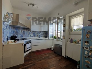 Appartamento in Vendita a Siracusa, 130'000&euro;, 87 m²
