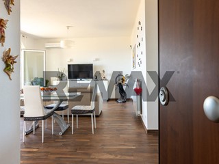 Appartamento in Vendita a Siracusa, 127'000&euro;, 87 m²