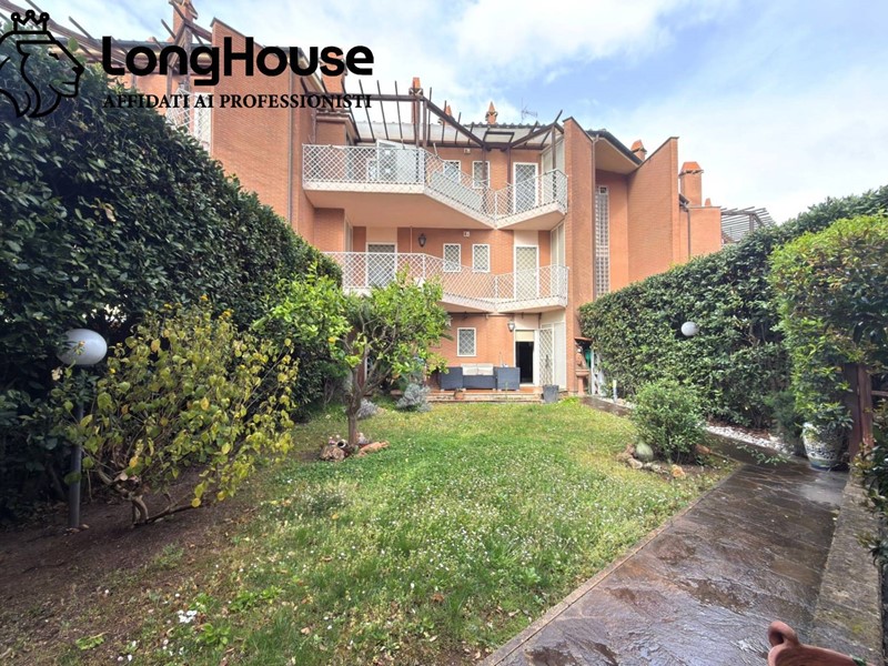 Appartamento in Vendita a Roma, 559'000&euro;, 180 m²