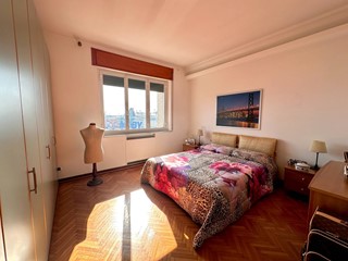 Appartamento in Vendita a Genova, 195'000&euro;, 90 m²
