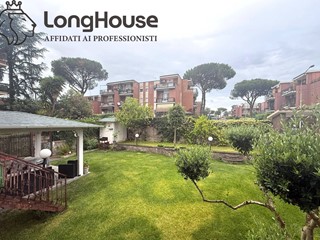 Quadrilocale in Vendita a Roma, 355'000&euro;, 115 m²