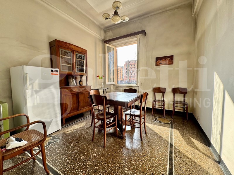 Appartamento in Vendita a Genova, 135'000&euro;, 135 m²