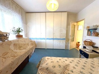 Trilocale in Vendita a Carrara, 125'000&euro;, 88 m²