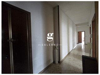 Appartamento in Vendita a Salerno, 420'000&euro;, 140 m²