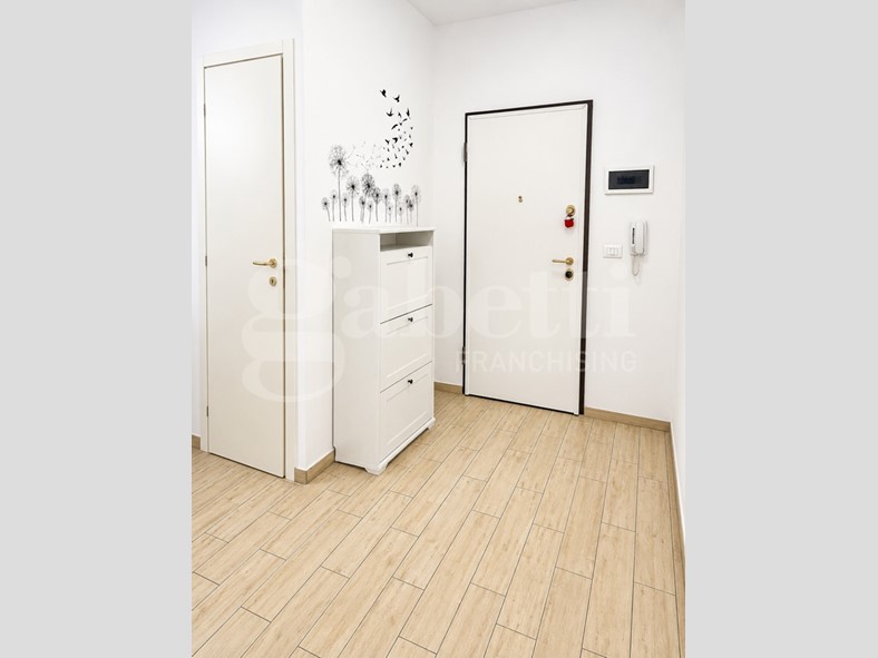 Trilocale in Vendita a Casalecchio di Reno, 179'000&euro;, 68 m², arredato