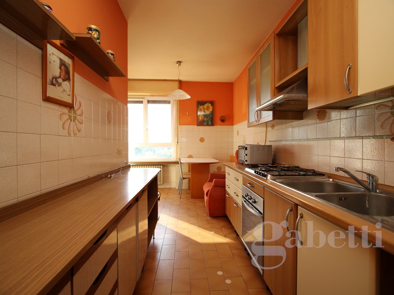Trilocale in Vendita a Busto Arsizio, 115'000&euro;, 110 m², arredato, con Box