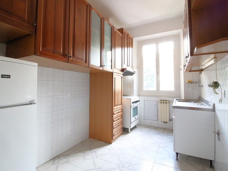 Appartamento in Vendita a Genova, 79'000&euro;, 90 m²