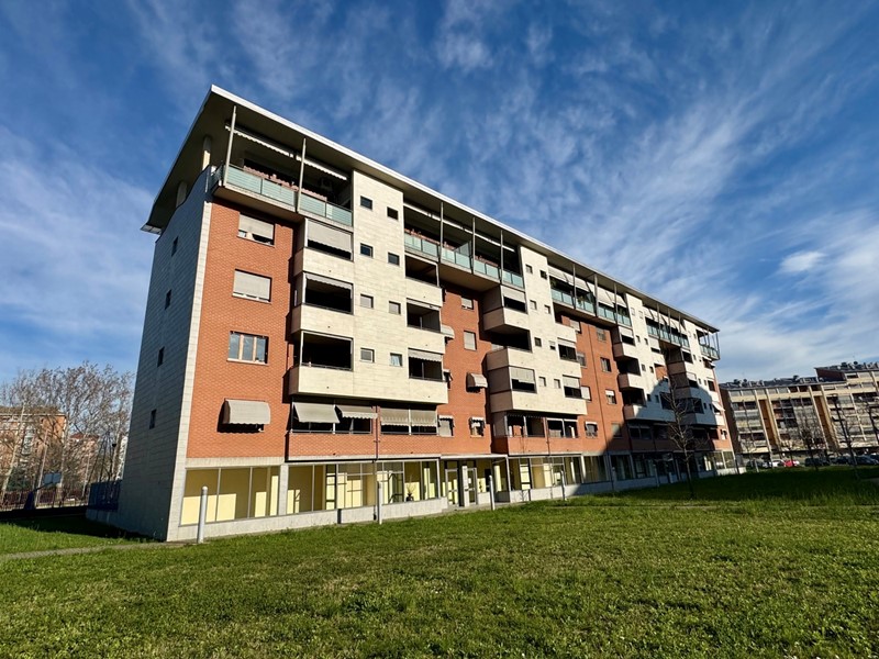 Bilocale in Vendita a Torino, 179'000&euro;, 68 m², con Box