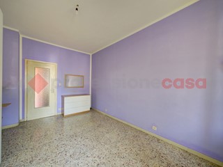 Bilocale in Vendita a Torino, 69'000&euro;, 55 m²