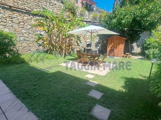 Trilocale in Vendita a Cipressa, 198'000&euro;, 75 m², arredato
