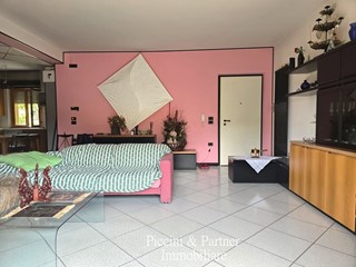 Appartamento in Vendita a Tuoro sul Trasimeno, 125'000&euro;, 130 m², con Box