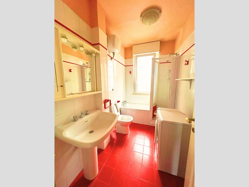 Appartamento in Affitto a Pescara, 880&euro;, 115 m², arredato, con Box