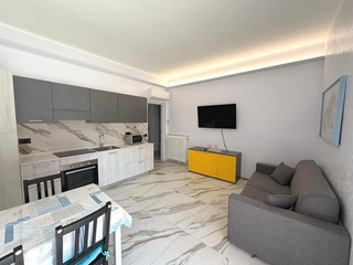Trilocale in Vendita a San Bartolomeo al Mare, 315'000&euro;, 85 m²