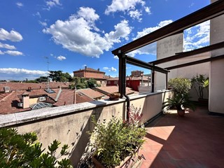 Quadrilocale in Vendita a Bologna, 620'000&euro;, 120 m², con Box