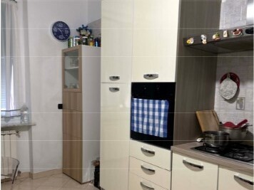 Appartamento in Vendita a Genova, 84'000&euro;, 91 m²