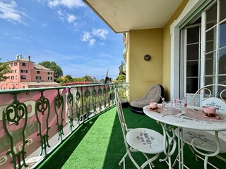 Appartamento in Vendita a Genova, zona Quarto, 343'000&euro;, 170 m²