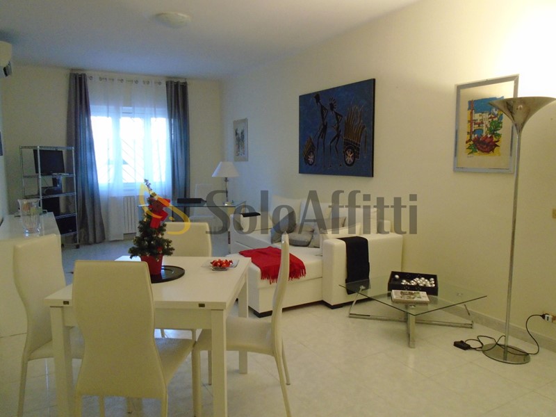 Trilocale in Affitto a Bari, zona Carrassi, 980&euro;, 105 m², arredato