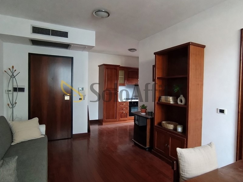 Bilocale in Affitto a Terni, zona Centrale, 400&euro;, 45 m², arredato