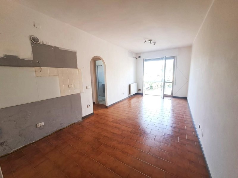 Trilocale in Vendita a Massa, zona Marina di Massa, 200'000&euro;, 70 m²