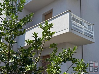 Appartamento in Vendita a Empoli, 270'000&euro;, 100 m², con Box