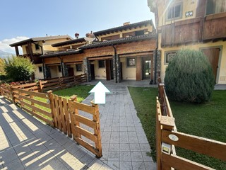 Quadrilocale in Vendita a Sant'Omobono Terme, 50'931&euro;, 64 m², con Box