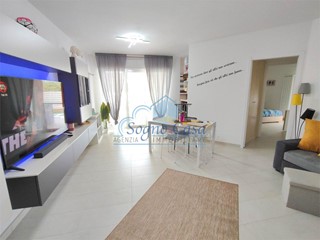 Quadrilocale in Vendita a Castelnuovo Magra, 285'000&euro;, 85 m², arredato