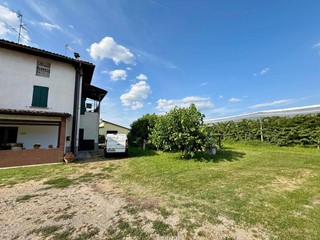Appartamento in Vendita a Vignola, 205'000&euro;, 175 m²