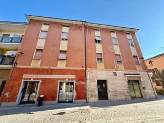 Quadrilocale in Vendita a San Cesario sul Panaro, 90'000&euro;, 100 m²