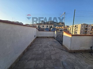 Trilocale in Vendita a Palermo, 85'000&euro;, 78 m²