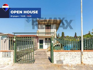 Bilocale in Vendita a Catania, 28'000&euro;, 43 m²