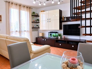Trilocale in Vendita a Lucca, 165'000&euro;, 90 m²