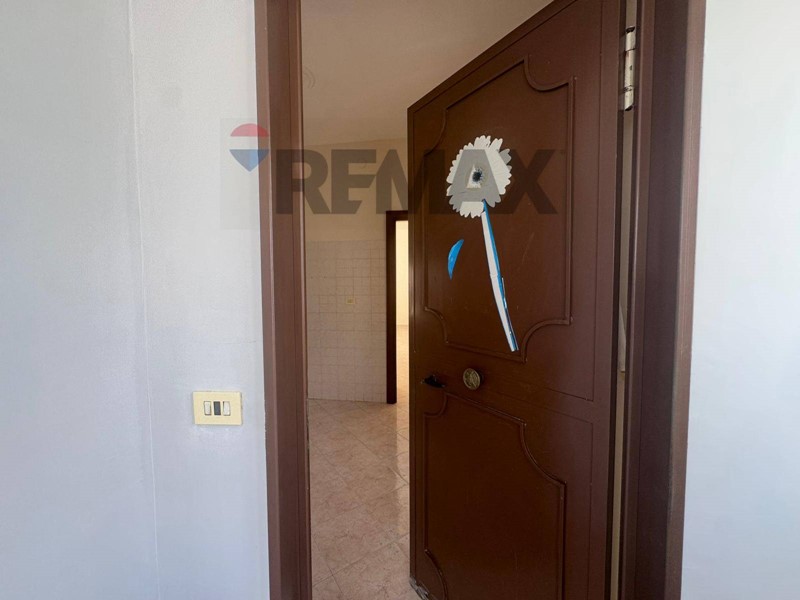 Appartamento in Vendita a Casoria, 55'000&euro;, 82 m²