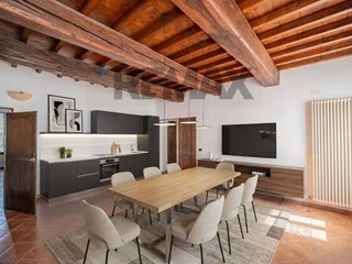 Quadrilocale in Vendita a Luzzara, 93'000&euro;, 132 m²