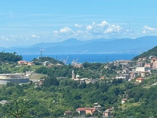 Appartamento in Vendita a Genova, 145'000&euro;, 100 m²