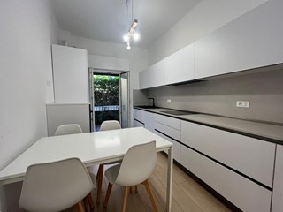Trilocale in Affitto a Bologna, zona Centro, 1'400&euro;, 70 m², arredato