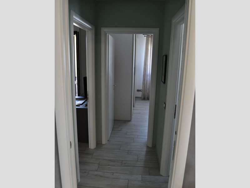 Trilocale in Vendita a Agliana, 240'000&euro;, 100 m², con Box
