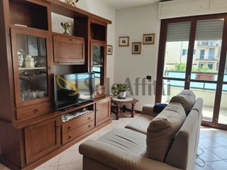 Trilocale in Affitto a Firenze, zona Sorgane, 950&euro;, 85 m²