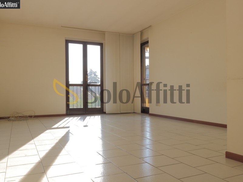 Trilocale in Affitto a Desio, zona Centro, 850&euro;, 98 m², con Box